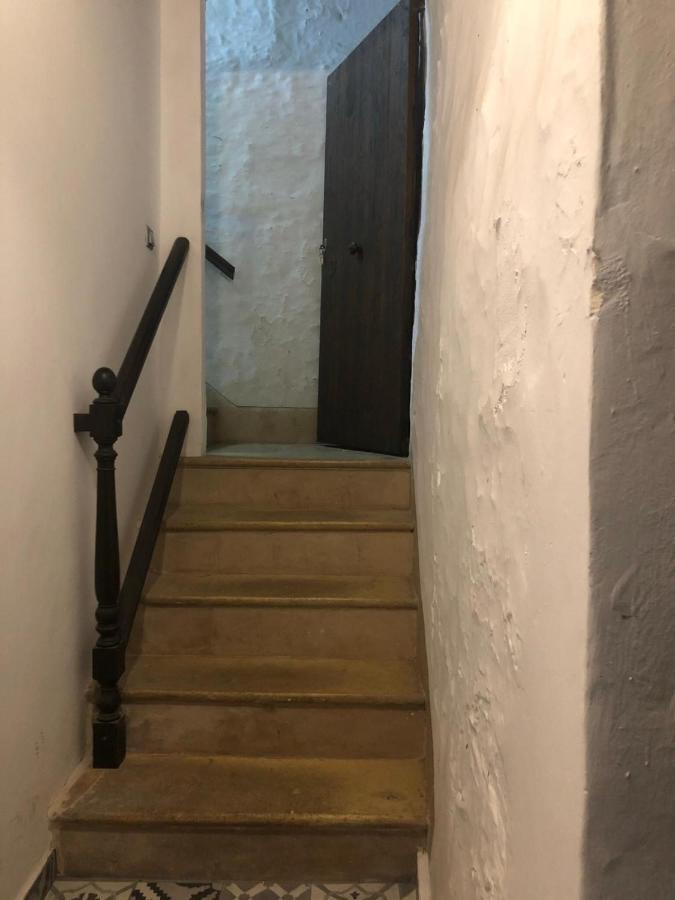 Stadthaus Mitten Im Kuenstlerviertel Von Arta Mit Zwei Wohnungen Exterior foto