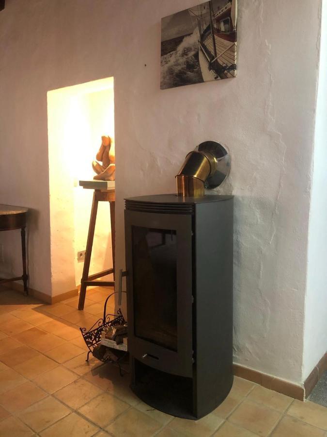 Stadthaus Mitten Im Kuenstlerviertel Von Arta Mit Zwei Wohnungen Exterior foto